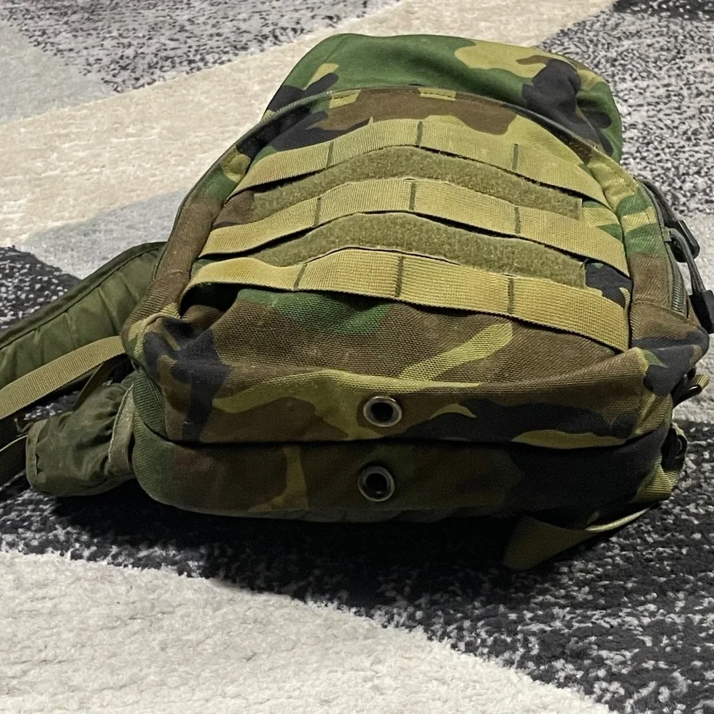 CamelBak M.U.L.E. Backpack Men OS Green Woodland Camo Tactical Hydration Pack